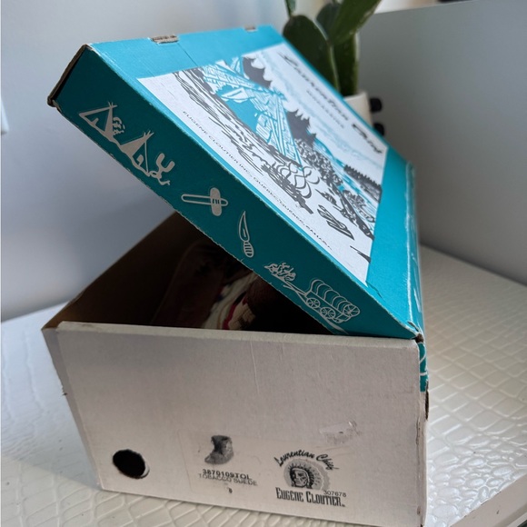 🍂 BRAND NEW Size 8 Laurentian Chief Moccasins in Tobacco Suede Ankle Boots - Picture 9 of 9